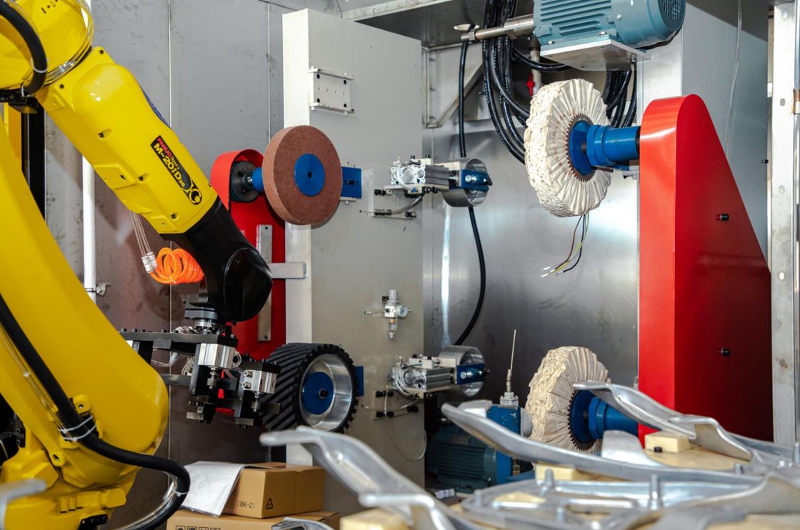 Motorrad-Rückständer-Roboter-Schleifmaschine mit PLC-Steuerung 1000-3000 Dreh/min