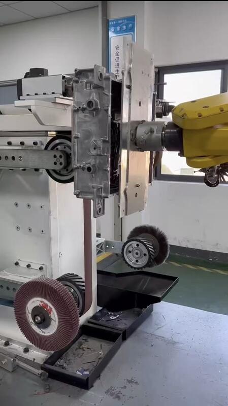 High Speed Auto Deburring Robot 1000 Pieces/Hour Compact Metal Finishing Machine