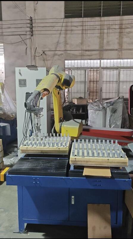 High Precision Robotic Grinding and Polishing Machine Compact for Zinc Alloy Handles