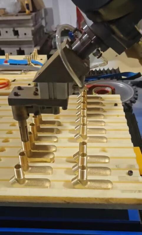 High Precision Robotic Grinding Machine for Sanitary Copper Alloy Components