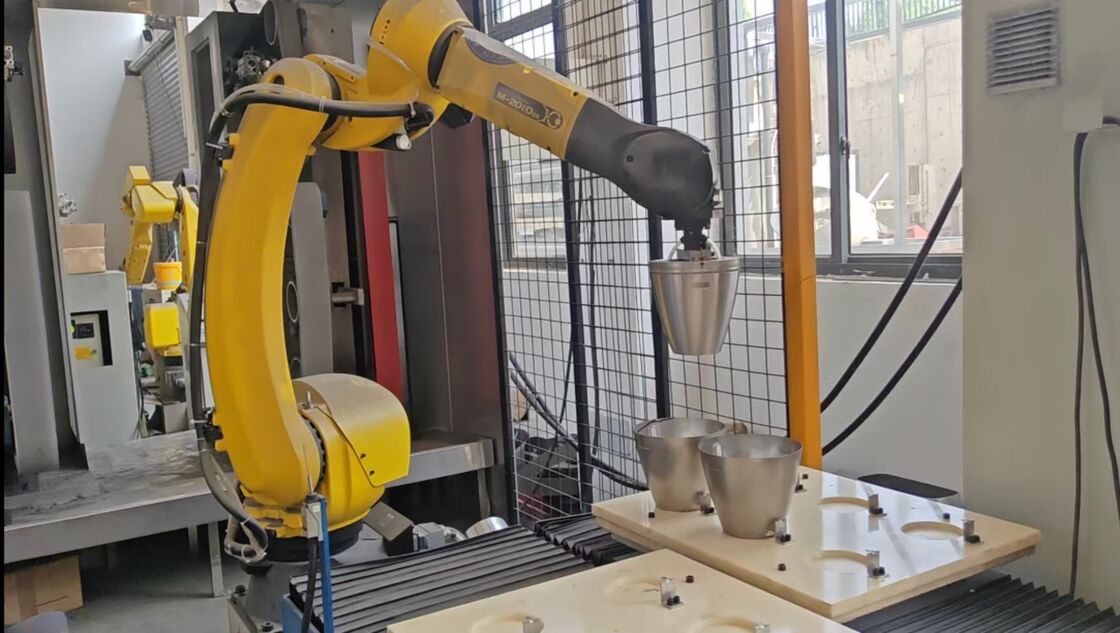 Automated Robotic Polishing Machine Six Axis for Stainless Steel Housings
