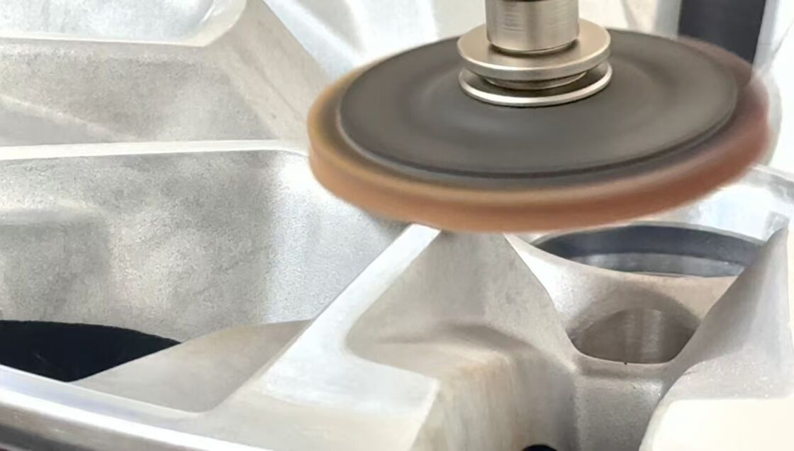 PLC Robotic Grinder Automatic Machine 220V for Aluminum Alloy Wheels