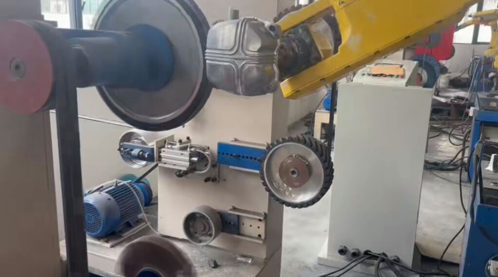 Robotic Grinding Machine Equipped with 6 Axis Robot for Grinding and Polishing of Motorcycle Engine Aluminum Alloy Cover Housings