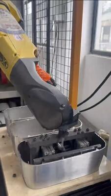 6 Axis Robotic Polishing Machine for Stainless Steel Appliance Housings